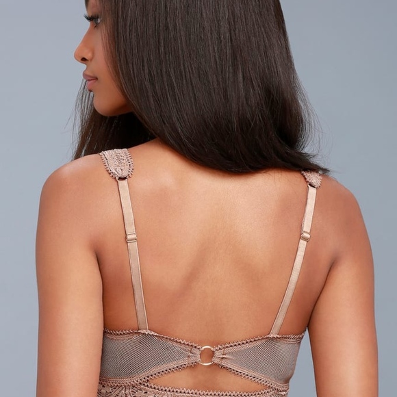 NWOT Lulu's nude lace bralette - Picture 3 of 4